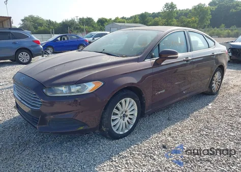 2013 Ford Fusion Hybrid Se z USA, uszkodzony, nr VIN 3FA6P0LU2DR285963